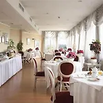 فندق إليسيو 4*