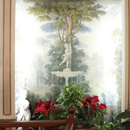 艾里西欧酒店 酒店