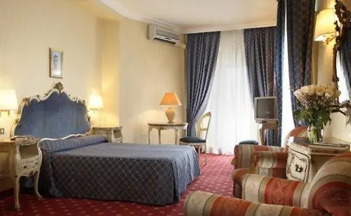 Eliseo Hotel 4*